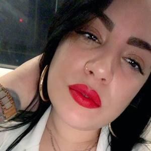 Meet your Posher, Rafaela